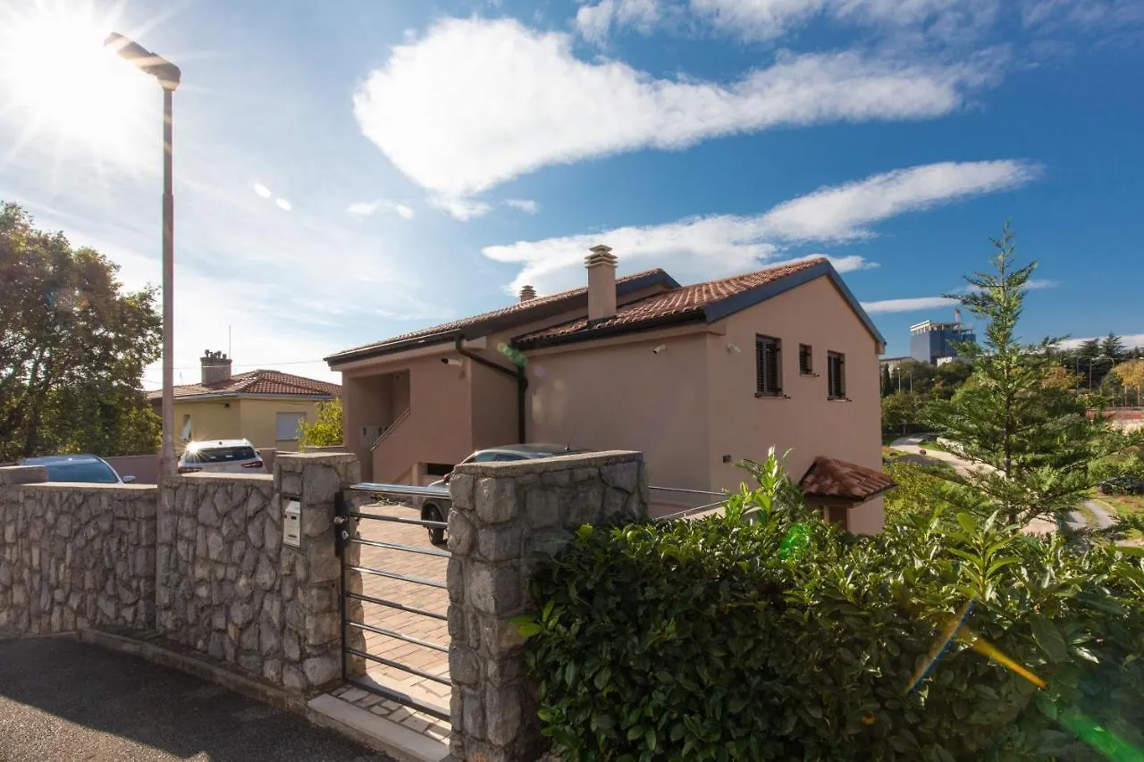 Ela Apartment Rijeka